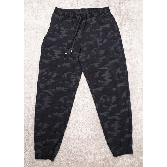 Fabletics The One High Waisted Performance Jogger Tonal Camo Womens Size M NWOT - Picture 1 of 12